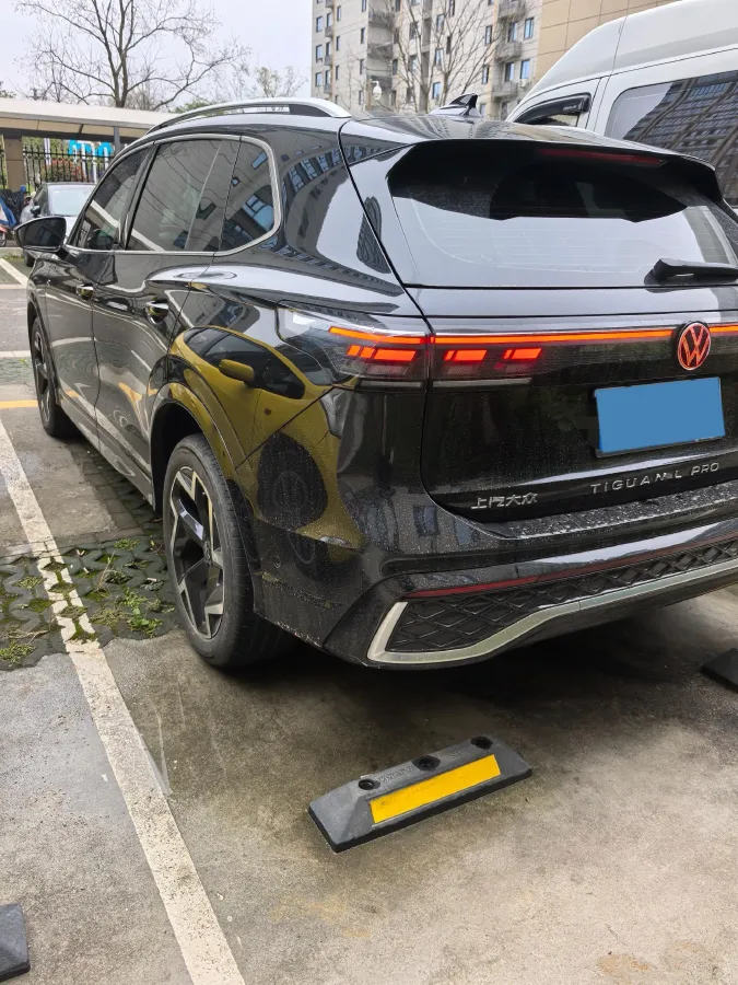 2024 Volkswagen Tiguan L 2.0T 186HP L4 7DCT,autocango,china used car exporter,china ev exporter,chinese used car exporter,chinese used ev exporter