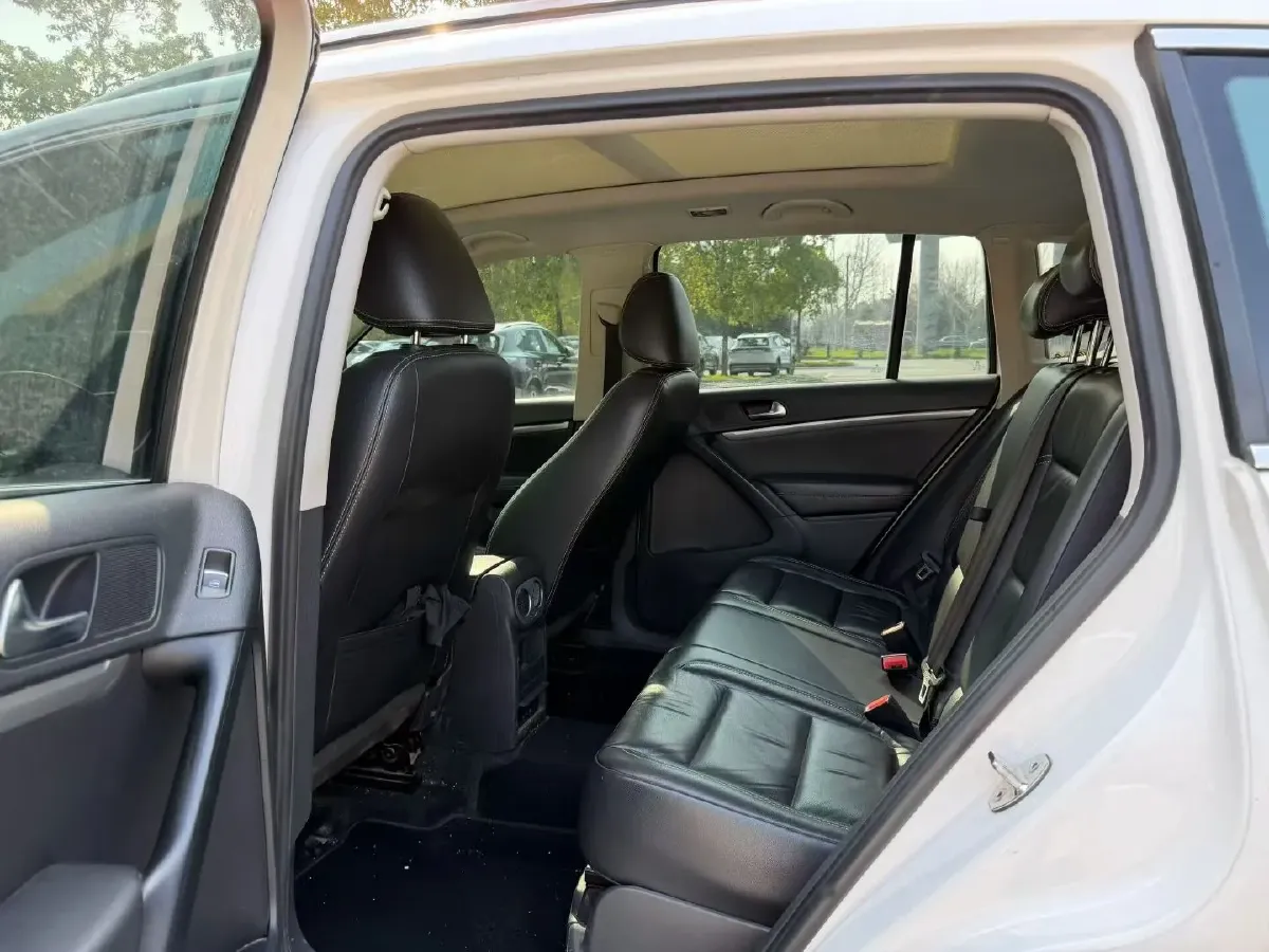 2017 Haval H9 2.0T 190HP L4 8AT,autocango,china used car exporter,china ev exporter,chinese used car exporter,chinese used ev exporter