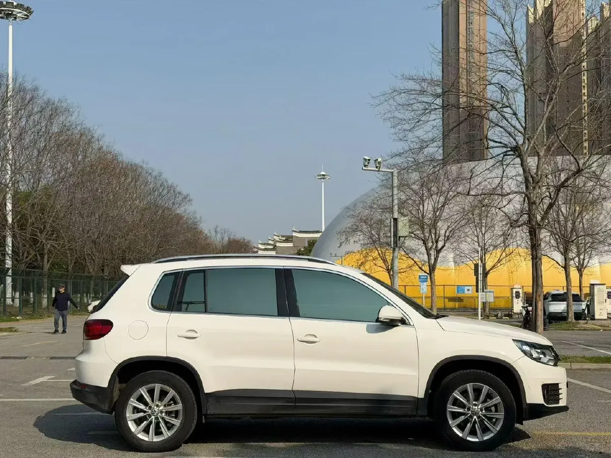 2017 Haval H9 2.0T 190HP L4 8AT,autocango,china used car exporter,china ev exporter,chinese used car exporter,chinese used ev exporter