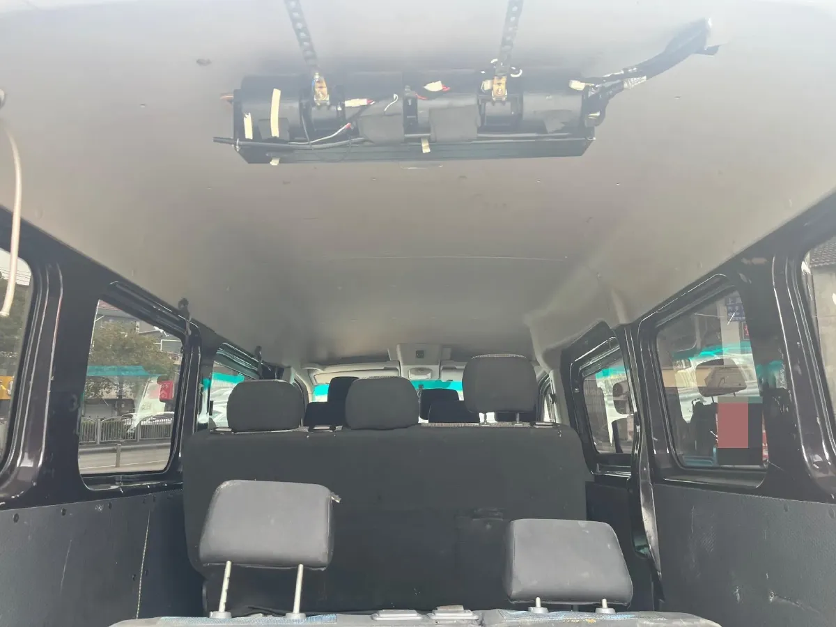 2023 MAXUS XinTu V70 2.0T 125HP L4 6MT,autocango,china used car exporter,china ev exporter,chinese used car exporter,chinese used ev exporter