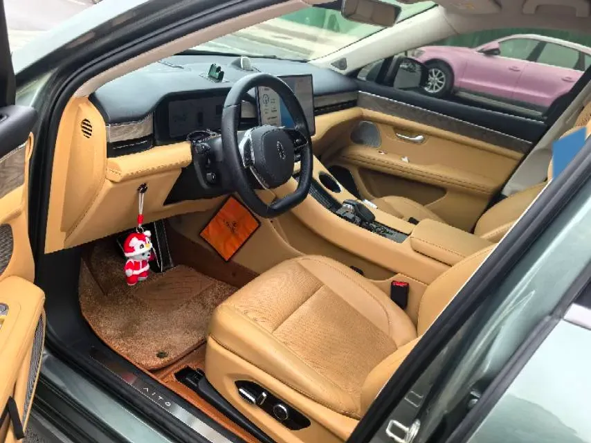 2022 AITO AITO M5 Range Extended 125HP REEV 40KWH,autocango,china used car exporter,china ev exporter,chinese used car exporter,chinese used ev exporter