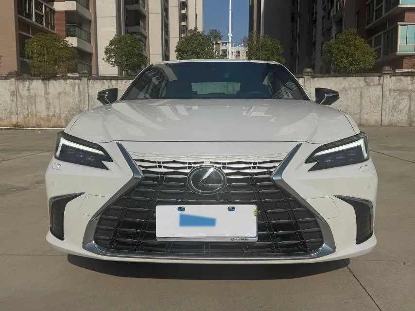 2025 Lexus ES 2.0L 173HP L4 CVT,autocango,china used car exporter,china ev exporter,chinese used car exporter,chinese used ev exporter