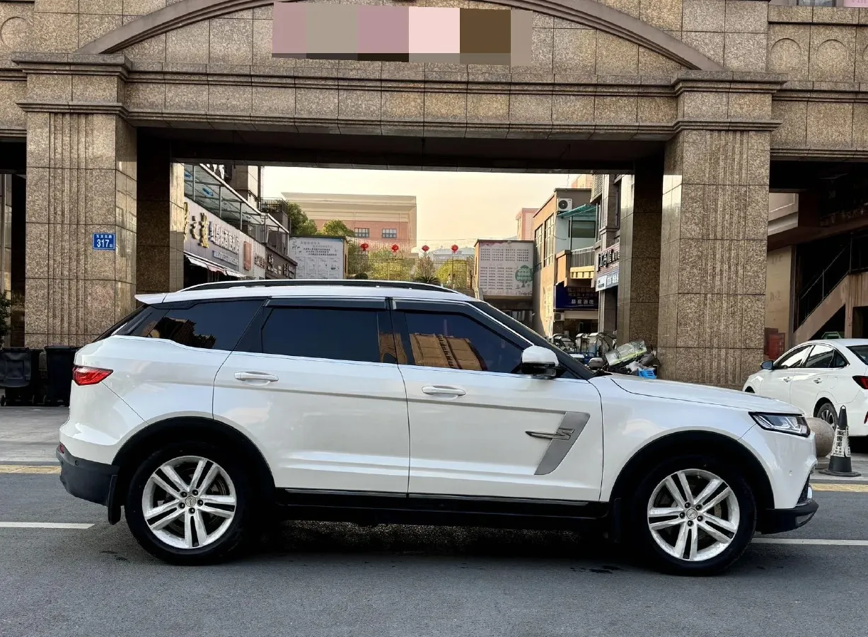 2017 Zotye T700 1.8T 177HP L4 6DCT,autocango,china used car exporter,china ev exporter,chinese used car exporter,chinese used ev exporter