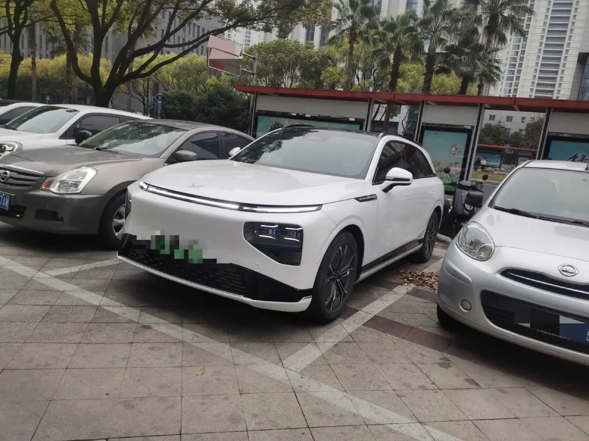 2024 Xpeng G9 BEV 98KWH,autocango,china used car exporter,china ev exporter,chinese used car exporter,chinese used ev exporter