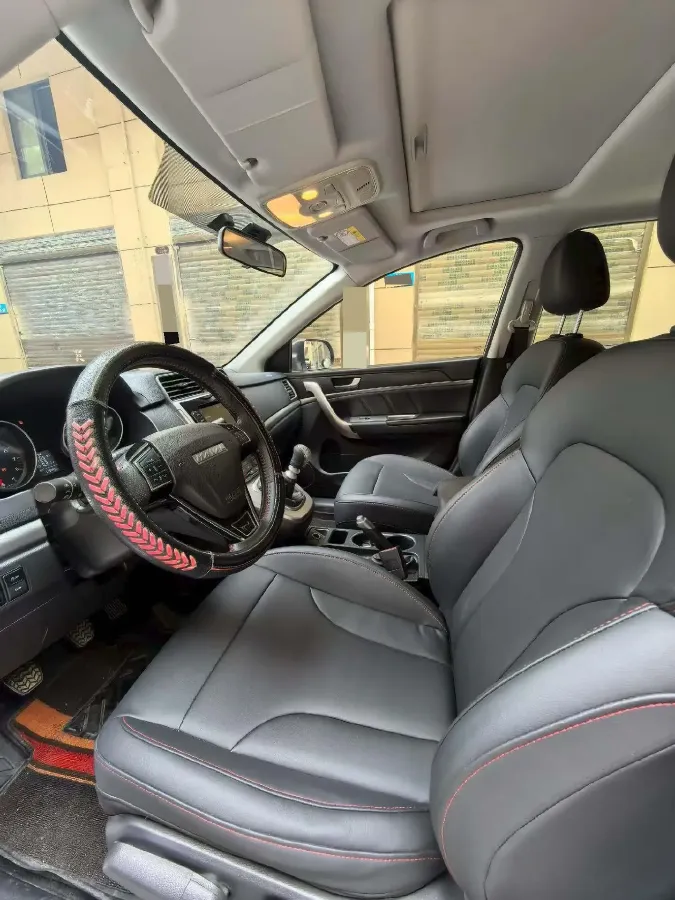 2019 Haval M6 1.5T 150HP L4 6MT,autocango,china used car exporter,china ev exporter,chinese used car exporter,chinese used ev exporter