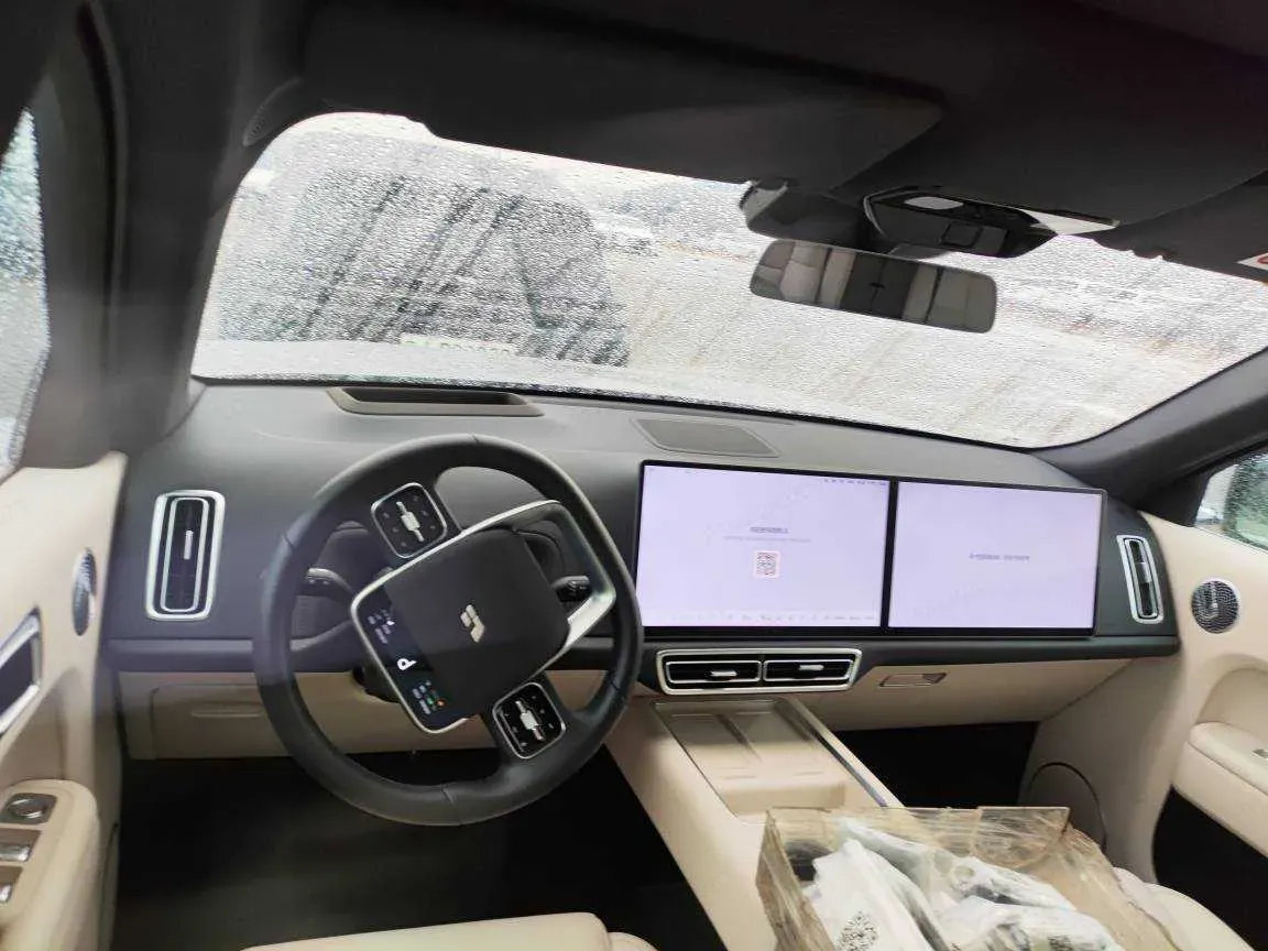 2025 Li L8 Range Extended 154HP REEV,autocango,china used car exporter,china ev exporter,chinese used car exporter,chinese used ev exporter
