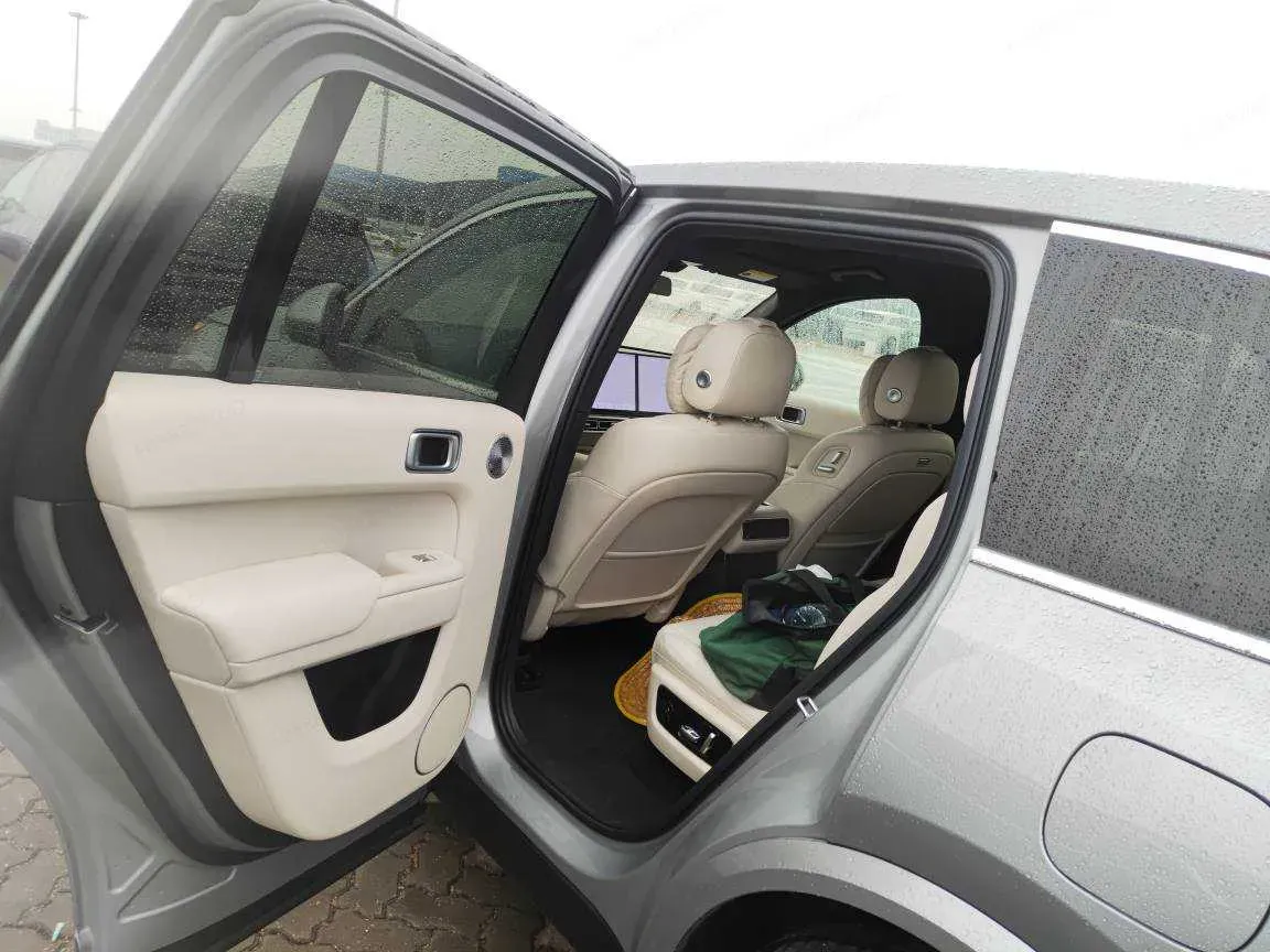 2025 Li L8 Range Extended 154HP REEV,autocango,china used car exporter,china ev exporter,chinese used car exporter,chinese used ev exporter