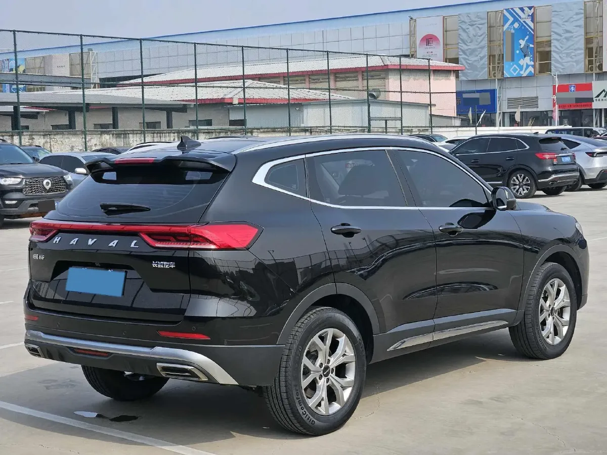 2021 Haval H6 1.5T 169HP L4 7DCT,autocango,china used car exporter,china ev exporter,chinese used car exporter,chinese used ev exporter