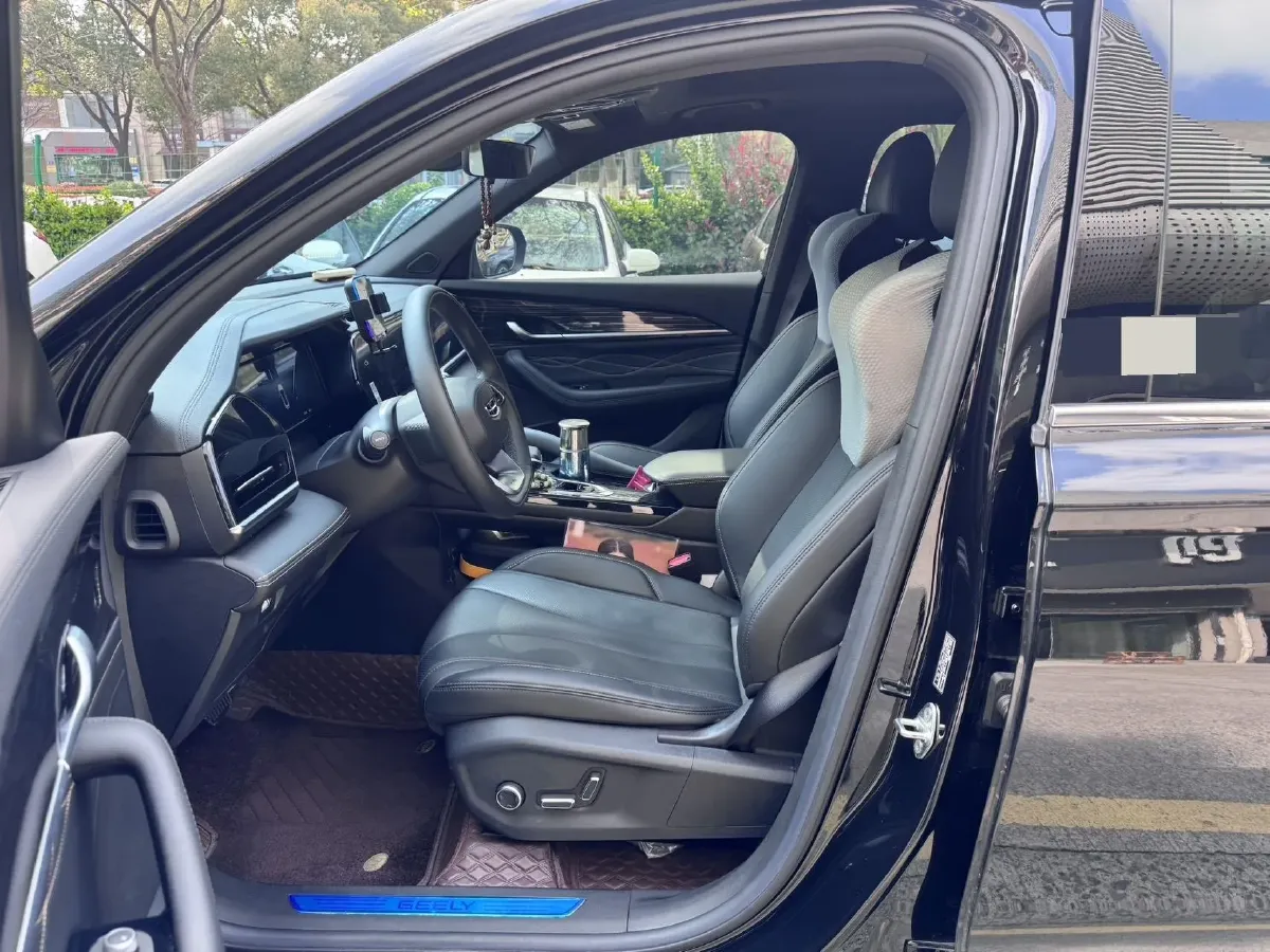 2024 Geely Monjaro 2.0T 218HP L4 7DCT,autocango,china used car exporter,china ev exporter,chinese used car exporter,chinese used ev exporter