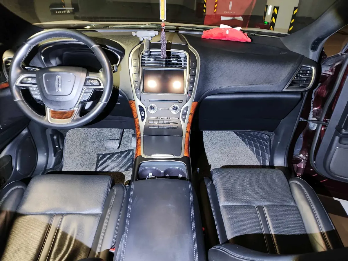 2019 Lincoln Nautilus 2.7T 329HP V6 8AT,autocango,china used car exporter,china ev exporter,chinese used car exporter,chinese used ev exporter