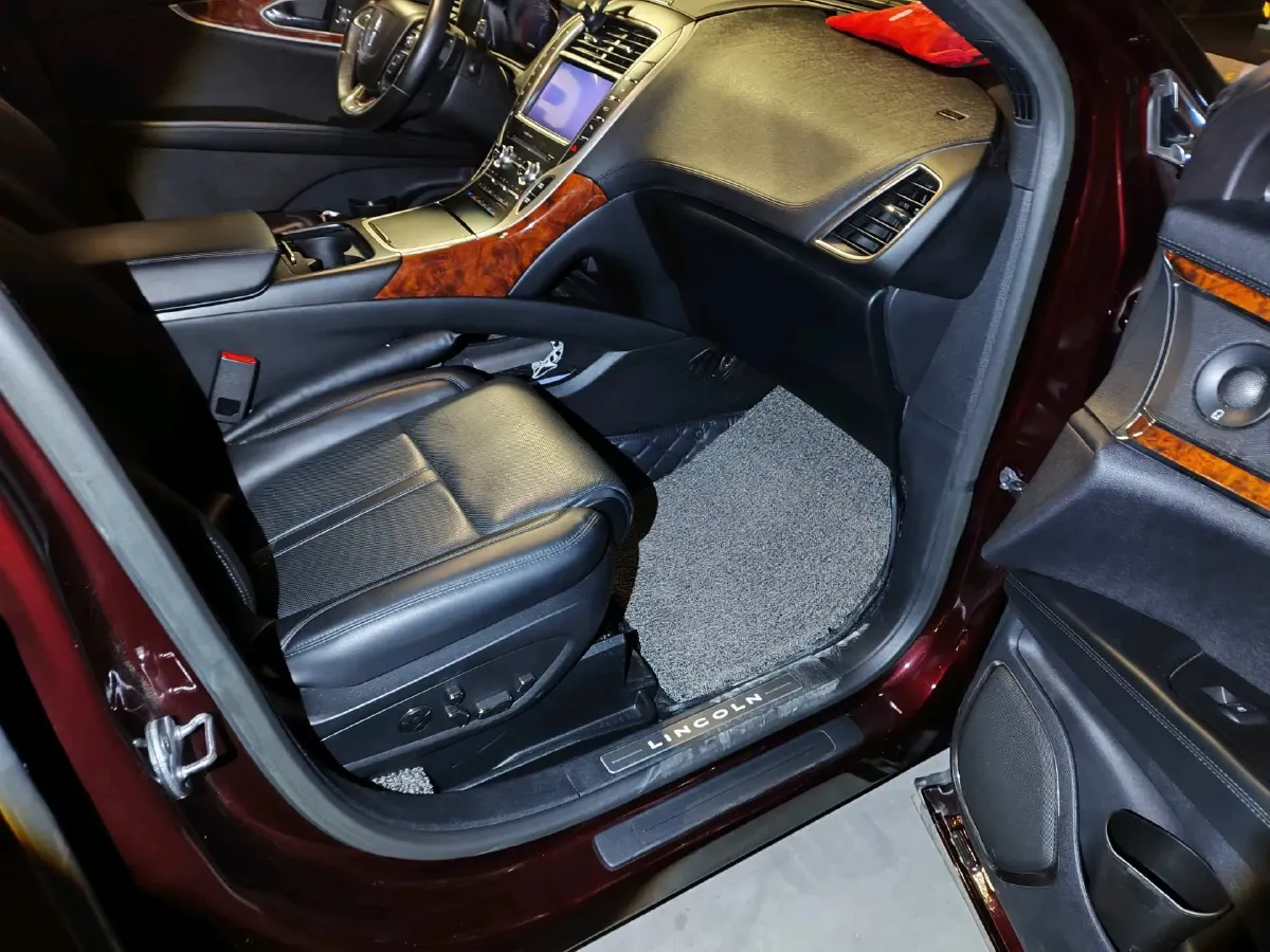 2019 Lincoln Nautilus 2.7T 329HP V6 8AT,autocango,china used car exporter,china ev exporter,chinese used car exporter,chinese used ev exporter