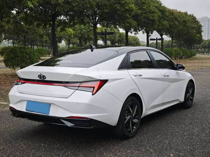 2022 Hyundai Elantra 1.5L 115HP L4 CVT,autocango,china used car exporter,china ev exporter,chinese used car exporter,chinese used ev exporter
