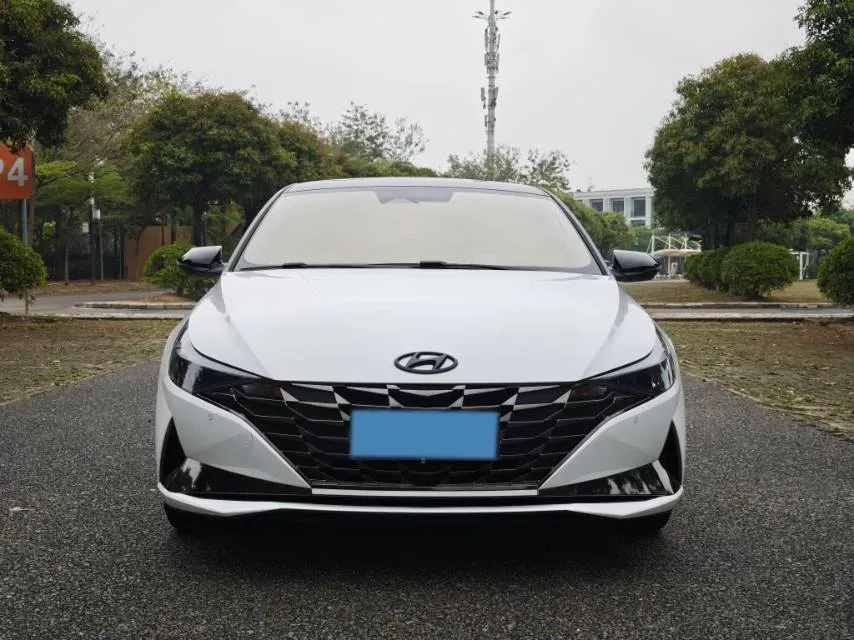 2022 Hyundai Elantra 1.5L 115HP L4 CVT,autocango,china used car exporter,china ev exporter,chinese used car exporter,chinese used ev exporter