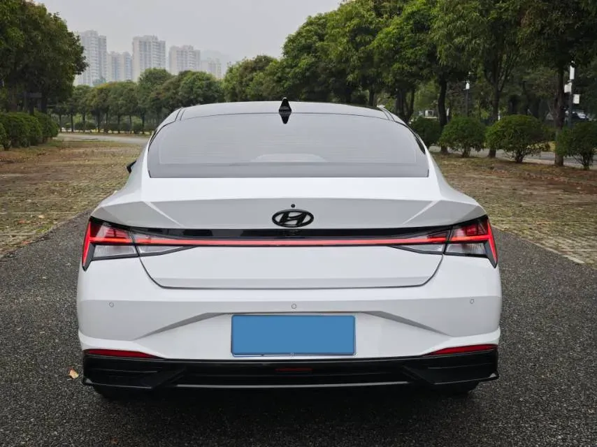 2022 Hyundai Elantra 1.5L 115HP L4 CVT,autocango,china used car exporter,china ev exporter,chinese used car exporter,chinese used ev exporter
