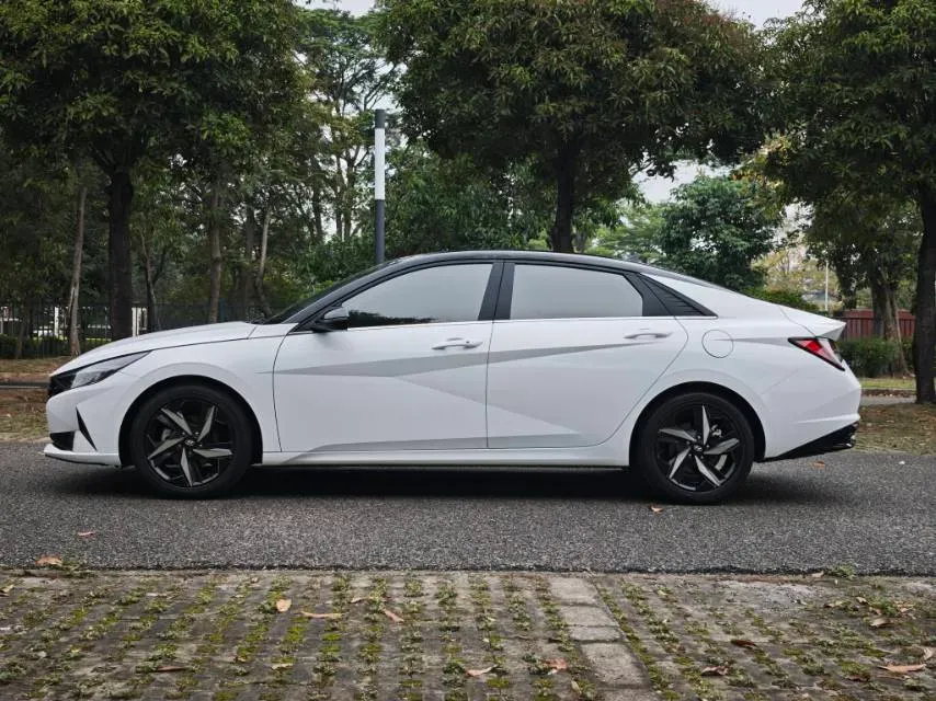 2022 Hyundai Elantra 1.5L 115HP L4 CVT,autocango,china used car exporter,china ev exporter,chinese used car exporter,chinese used ev exporter