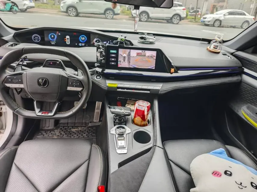 2022 ChangAn UNI-V 1.5T 188HP L4 7DCT,autocango,china used car exporter,china ev exporter,chinese used car exporter,chinese used ev exporter