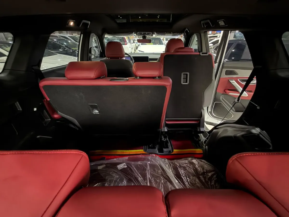 2025 Jetour X70 Plus 1.5T 156HP L4 6DCT,autocango,china used car exporter,china ev exporter,chinese used car exporter,chinese used ev exporter