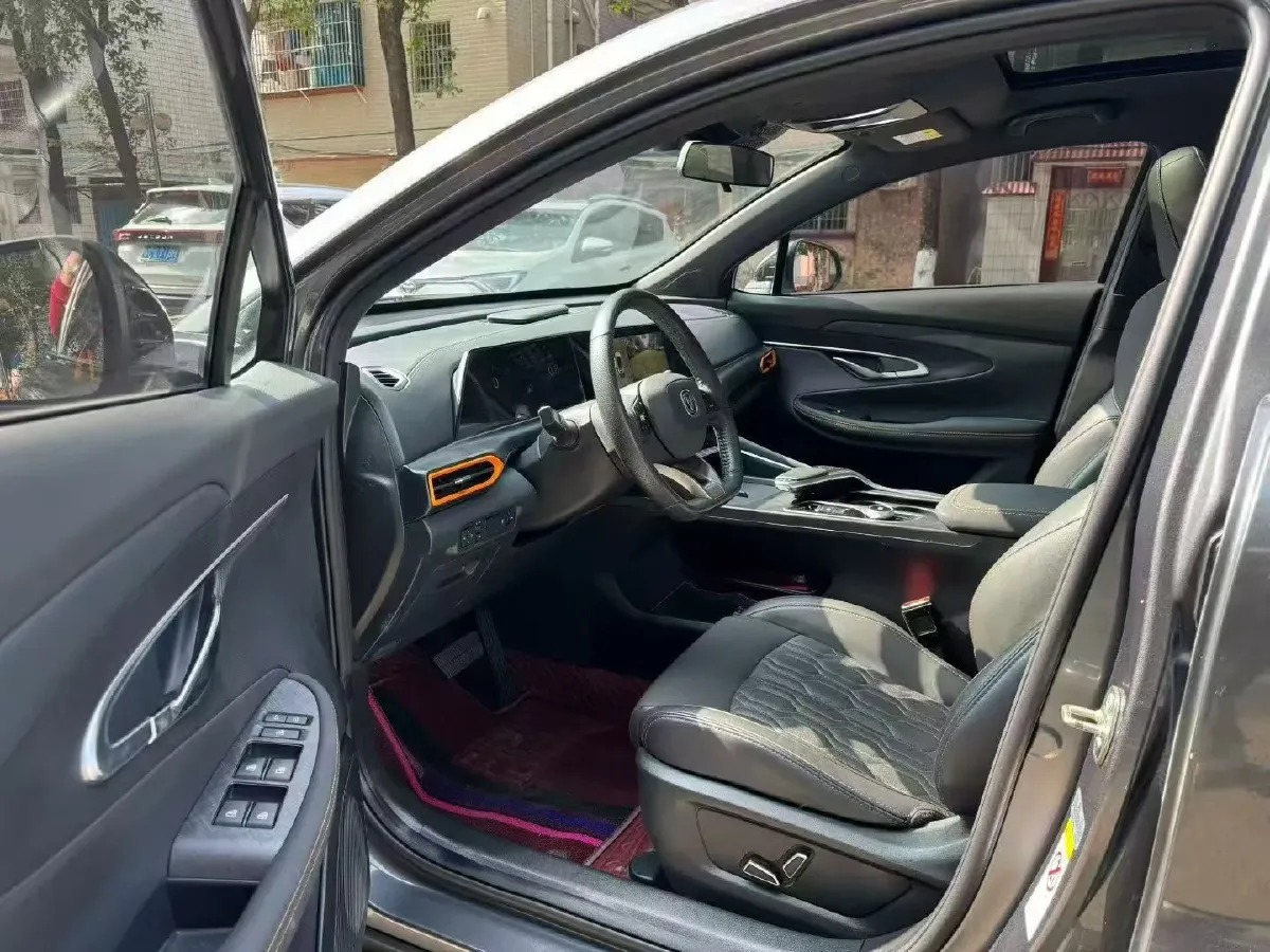 2022 ChangAn UNI-T 1.5T 188HP L4 7DCT,autocango,china used car exporter,china ev exporter,chinese used car exporter,chinese used ev exporter