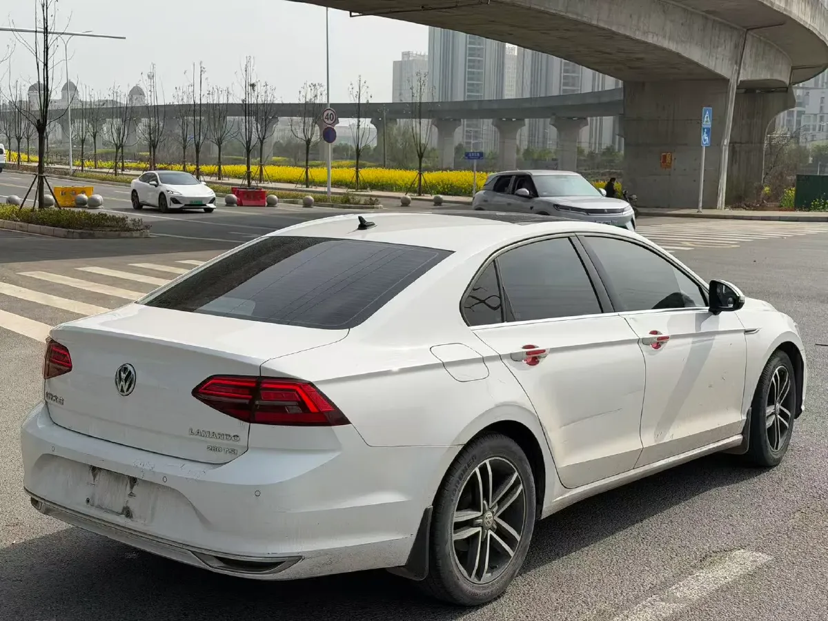 2019 Volkswagen Passat 1.4T 150HP L4 7DCT,autocango,china used car exporter,china ev exporter,chinese used car exporter,chinese used ev exporter