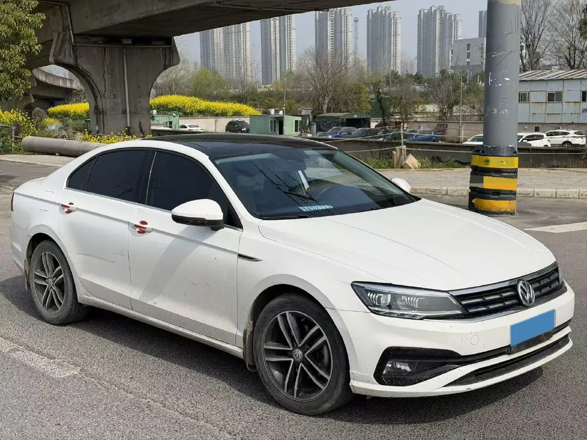 2019 Volkswagen Passat 1.4T 150HP L4 7DCT,autocango,china used car exporter,china ev exporter,chinese used car exporter,chinese used ev exporter