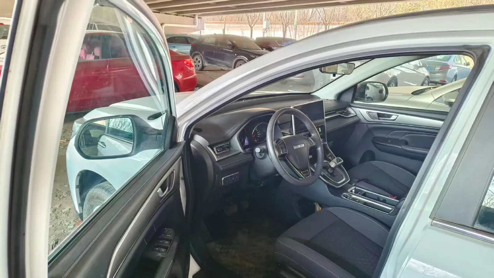 2021 Haval M6 1.5T 150HP L4 7DCT,autocango,china used car exporter,china ev exporter,chinese used car exporter,chinese used ev exporter