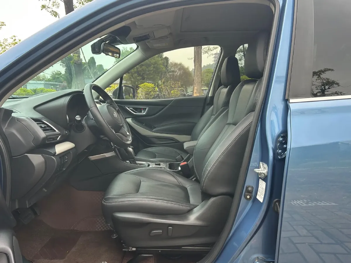 2022 Subaru Forester 2.0L 154HP H4 CVT,autocango,china used car exporter,china ev exporter,chinese used car exporter,chinese used ev exporter