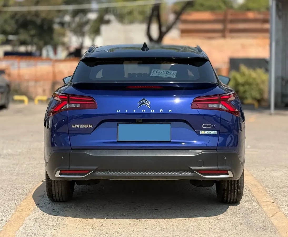 2021 Citroen C5 X 1.6T 175HP L4 8AT,autocango,china used car exporter,china ev exporter,chinese used car exporter,chinese used ev exporter