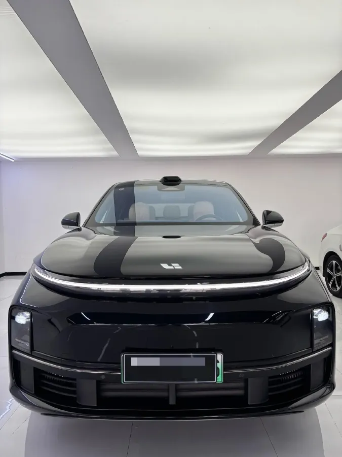 2024 Li L8 Range Extended 154HP REEV 42.8KWH,autocango,china used car exporter,china ev exporter,chinese used car exporter,chinese used ev exporter
