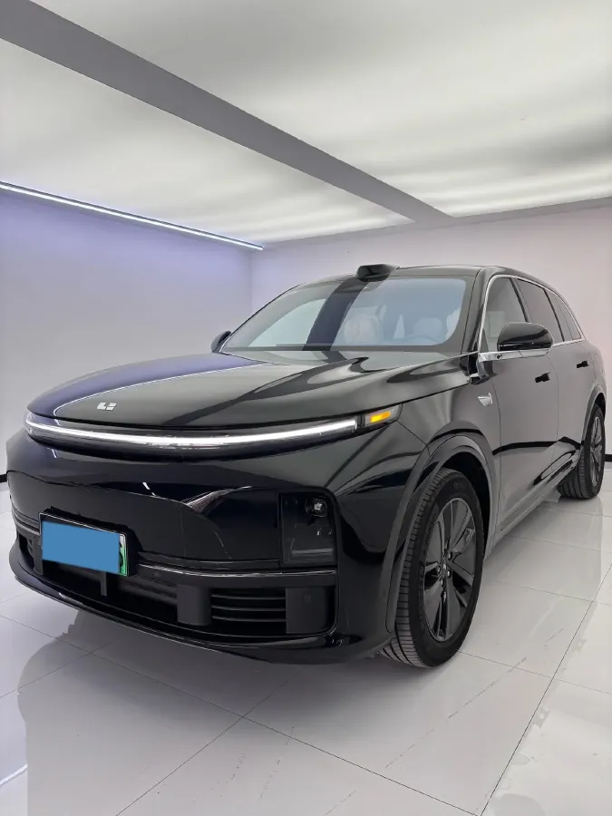 2024 Li L8 Range Extended 154HP REEV 42.8KWH,autocango,china used car exporter,china ev exporter,chinese used car exporter,chinese used ev exporter