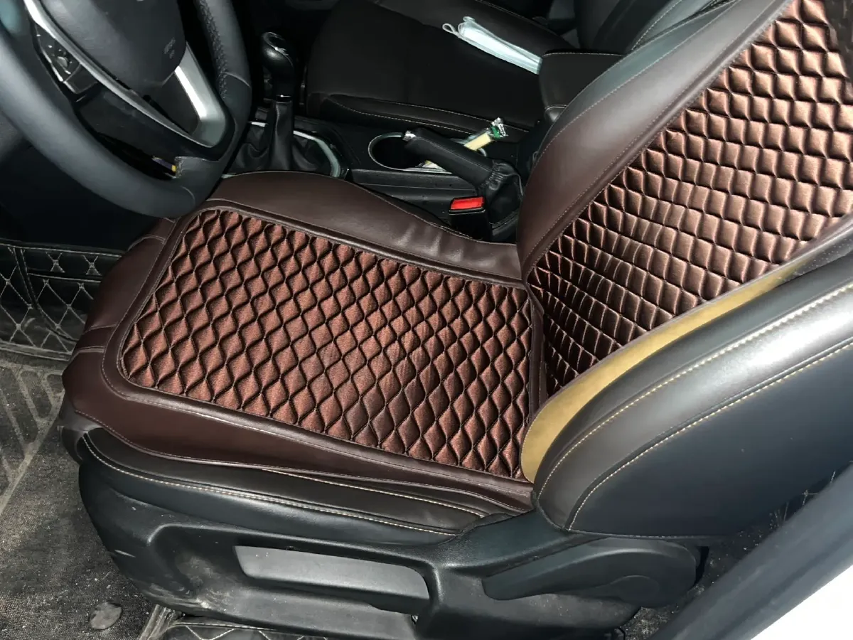 2019 ChangAn CS35 Plus 1.6L 128HP L4 5MT,autocango,china used car exporter,china ev exporter,chinese used car exporter,chinese used ev exporter