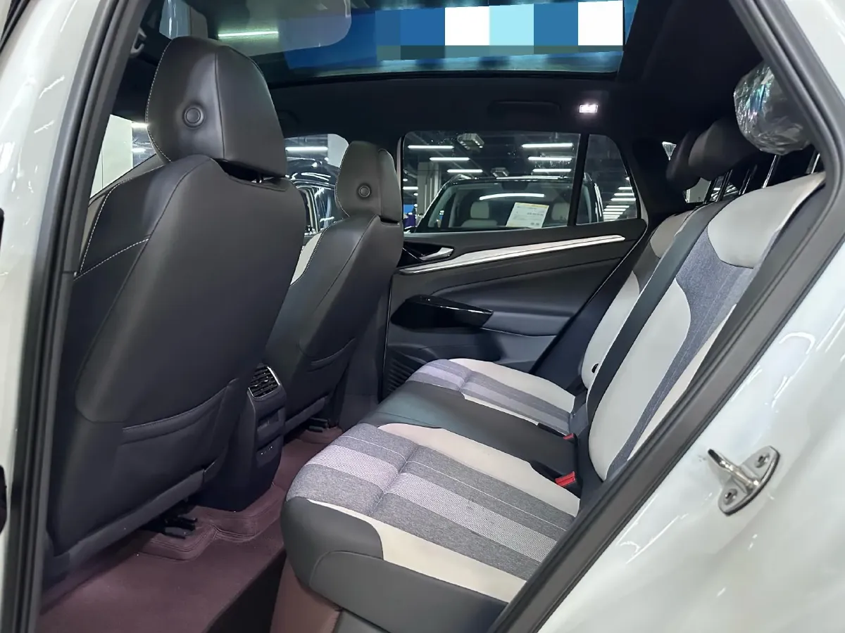 2024 Volkswagen ID.4 Crozz BEV 55.7KWH,autocango,china used car exporter,china ev exporter,chinese used car exporter,chinese used ev exporter