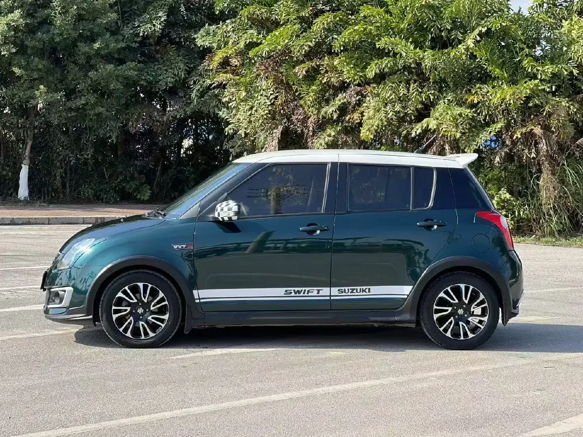 2015 Suzuki Swift 1.5L 103HP L4 4AT,autocango,china used car exporter,china ev exporter,chinese used car exporter,chinese used ev exporter