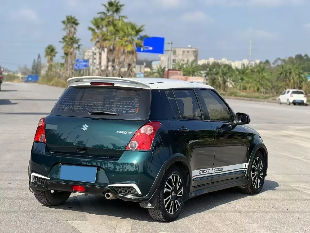 2015 Suzuki Swift 1.5L 103HP L4 4AT,autocango,china used car exporter,china ev exporter,chinese used car exporter,chinese used ev exporter