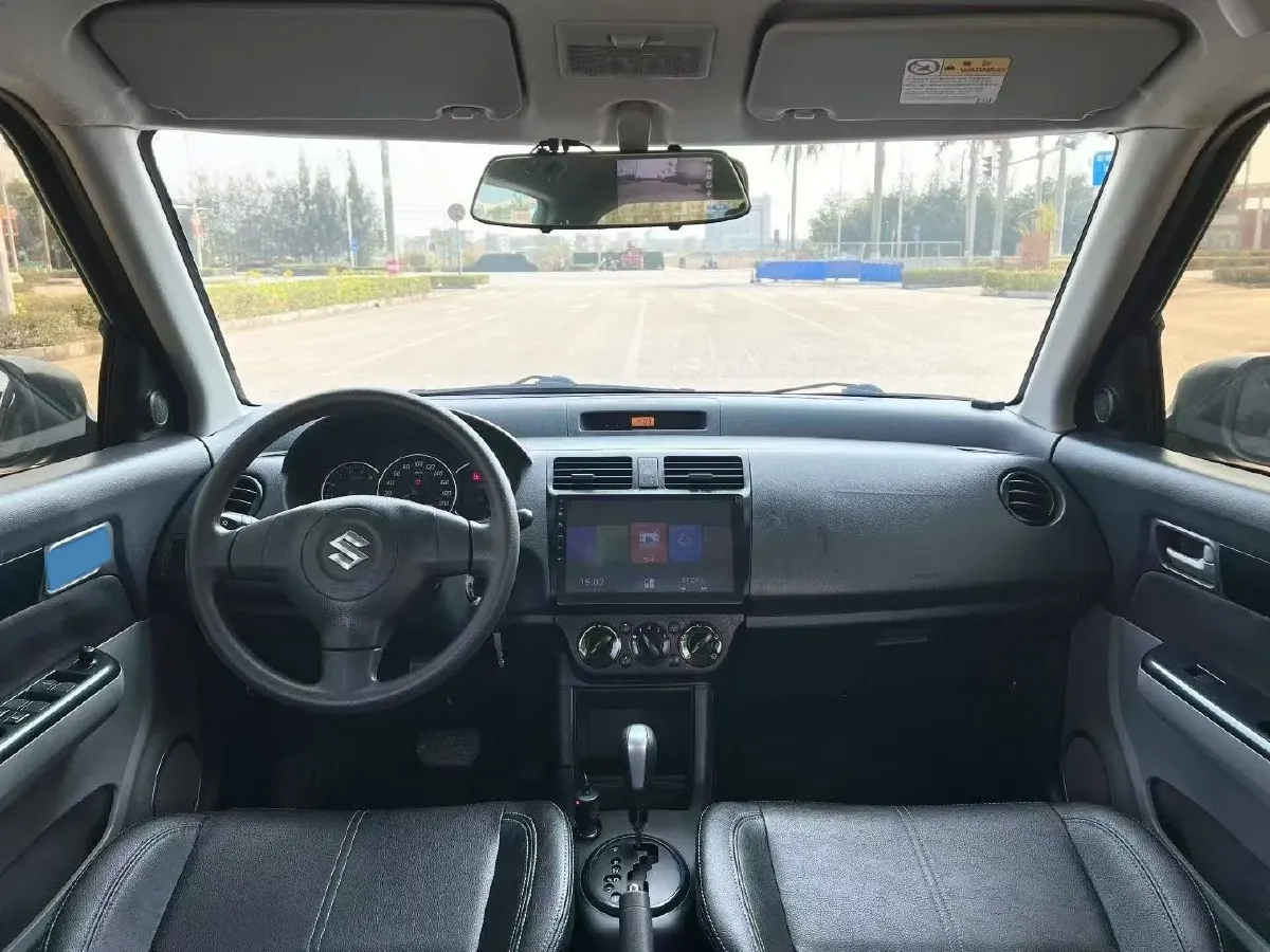 2015 Suzuki Swift 1.5L 103HP L4 4AT,autocango,china used car exporter,china ev exporter,chinese used car exporter,chinese used ev exporter