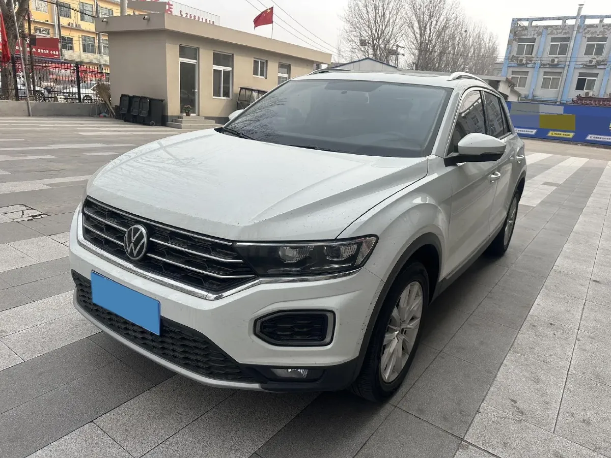 2022 Volkswagen T-Roc 1.4T 150HP L4 7DCT,autocango,china used car exporter,china ev exporter,chinese used car exporter,chinese used ev exporter