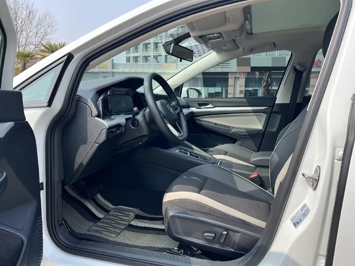 2023 Volkswagen Golf 1.4T 150HP L4 7DCT,autocango,china used car exporter,china ev exporter,chinese used car exporter,chinese used ev exporter