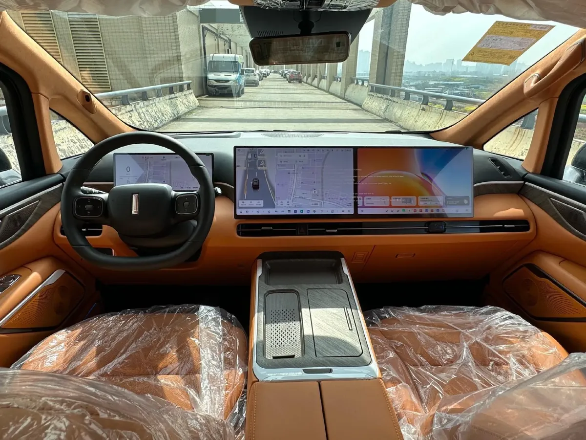 2025 WEY HighMountain 1.5T 170HP L4 4DHT PHEV,autocango,china used car exporter,china ev exporter,chinese used car exporter,chinese used ev exporter