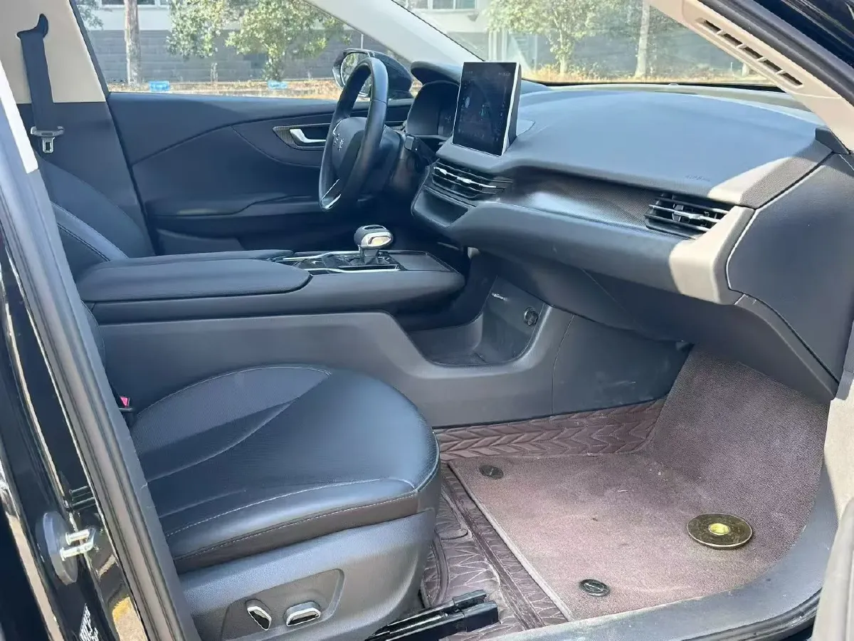 2022 HongQi E-QM5 BEV 54KWH,autocango,china used car exporter,china ev exporter,chinese used car exporter,chinese used ev exporter