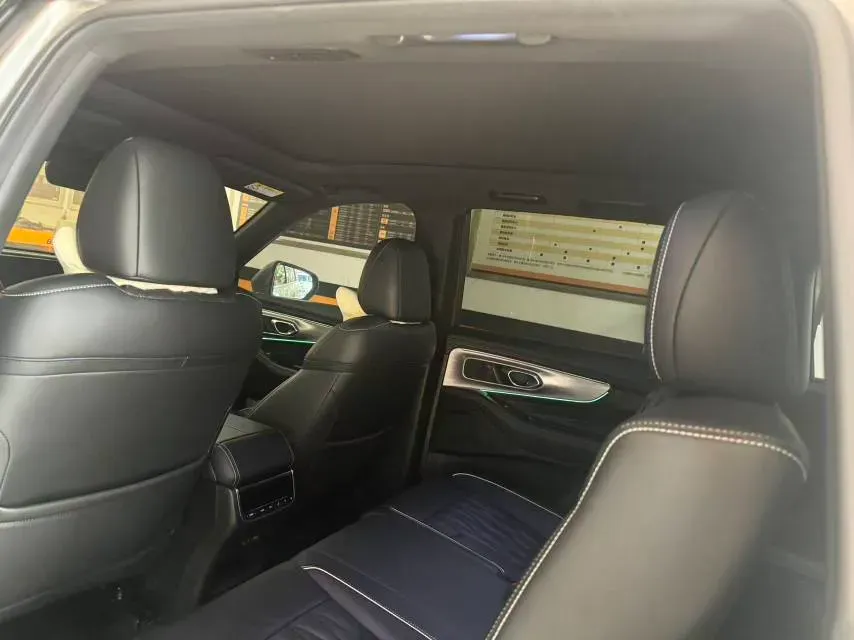 2022 GAC Trumpchi GS8 2.0T 252HP L4 8AT,autocango,china used car exporter,china ev exporter,chinese used car exporter,chinese used ev exporter