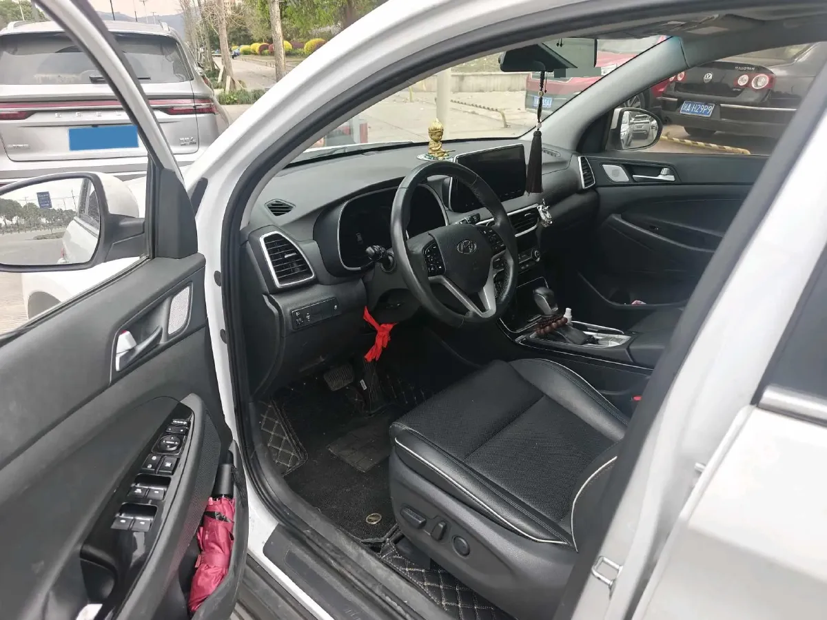 2020 Hyundai Tucson 1.6T 177HP L4 7DCT,autocango,china used car exporter,china ev exporter,chinese used car exporter,chinese used ev exporter