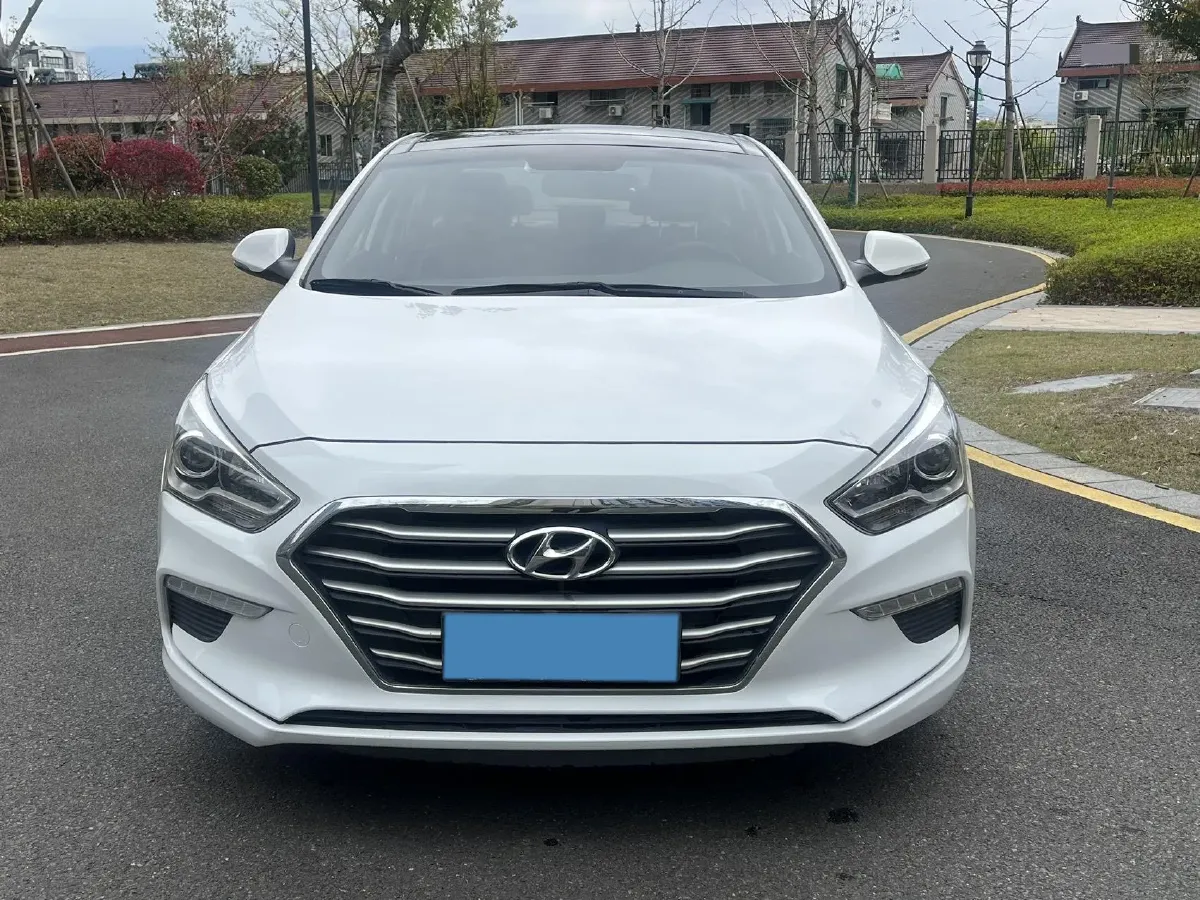 2017 Hyundai Mistra 1.8L 143HP L4 6AT,autocango,china used car exporter,china ev exporter,chinese used car exporter,chinese used ev exporter