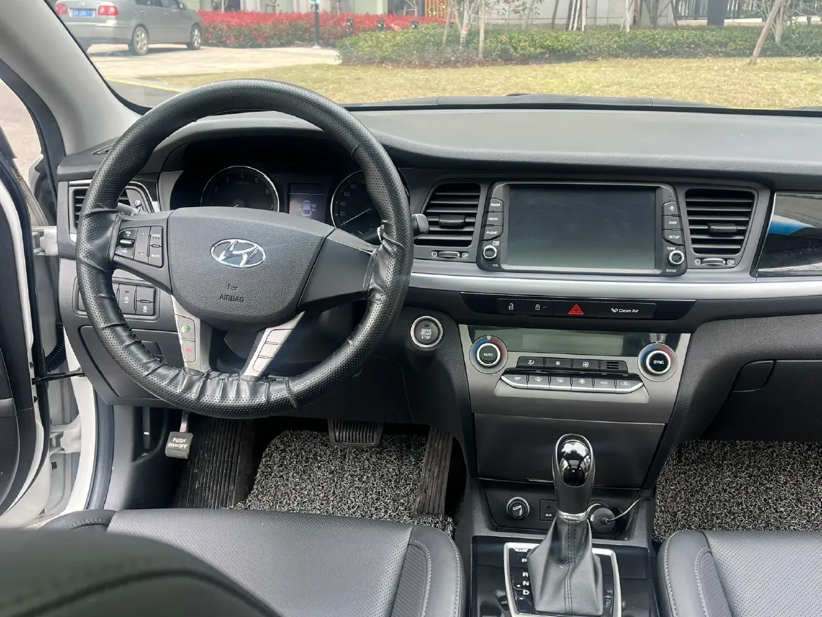 2017 Hyundai Mistra 1.8L 143HP L4 6AT,autocango,china used car exporter,china ev exporter,chinese used car exporter,chinese used ev exporter