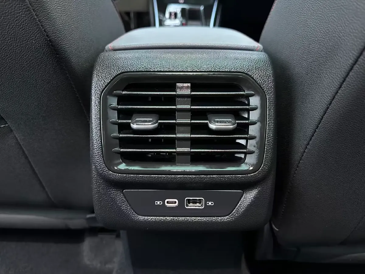 2023 Volkswagen Lamando 1.4T 150HP L4 7DCT,autocango,china used car exporter,china ev exporter,chinese used car exporter,chinese used ev exporter