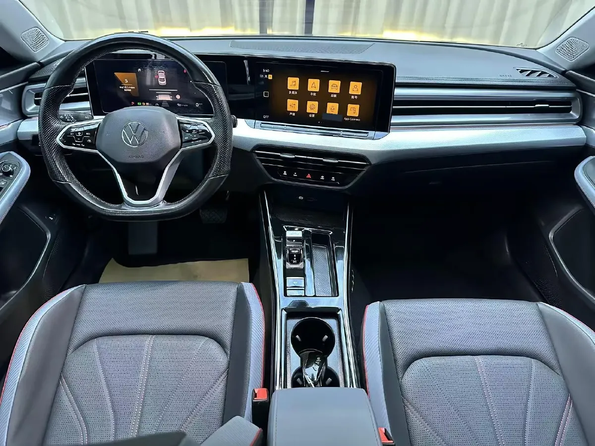 2023 Volkswagen Lamando 1.4T 150HP L4 7DCT,autocango,china used car exporter,china ev exporter,chinese used car exporter,chinese used ev exporter