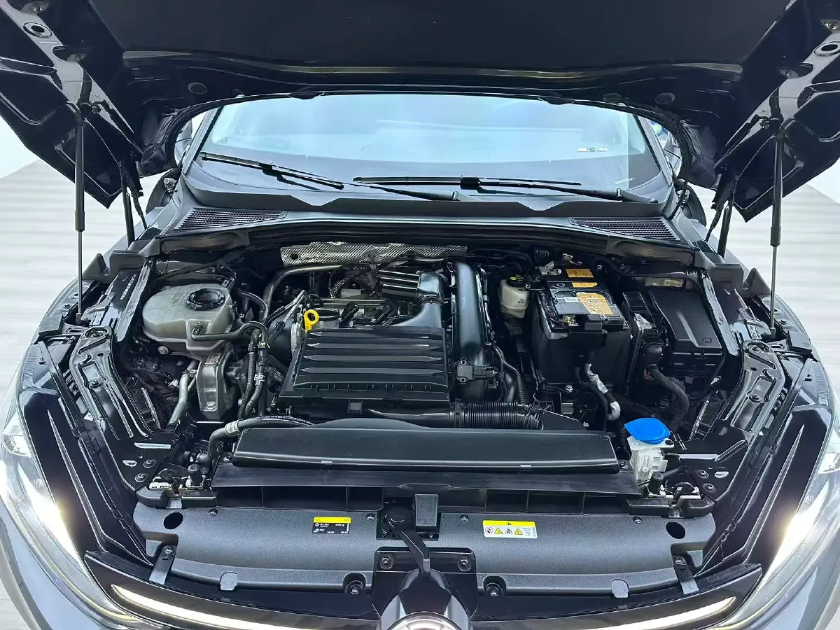 2023 Volkswagen Lamando 1.4T 150HP L4 7DCT,autocango,china used car exporter,china ev exporter,chinese used car exporter,chinese used ev exporter