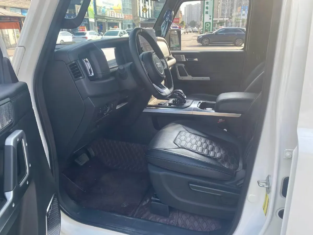 2024 212 212 T01 2.0T 252HP L4 8AT,autocango,china used car exporter,china ev exporter,chinese used car exporter,chinese used ev exporter