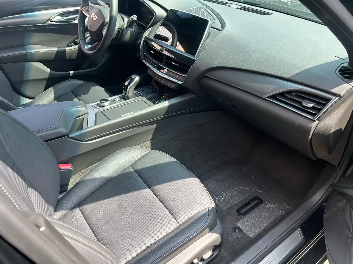 2023 Cadillac CT5 2.0T 237HP L4 10AT,autocango,china used car exporter,china ev exporter,chinese used car exporter,chinese used ev exporter