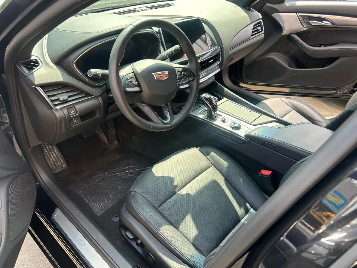 2023 Cadillac CT5 2.0T 237HP L4 10AT,autocango,china used car exporter,china ev exporter,chinese used car exporter,chinese used ev exporter