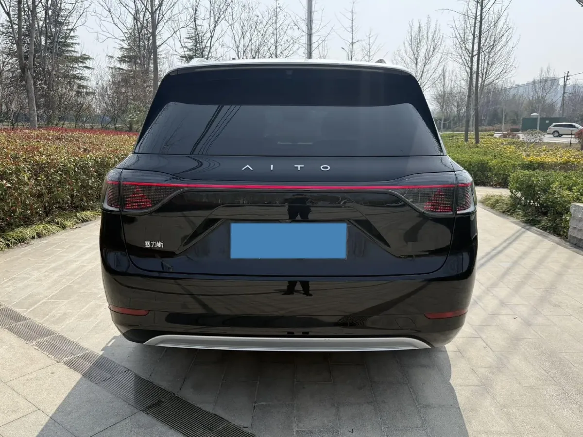 2024 AITO AITO M9 1.5T 152HP L4 REEV 42KWH,autocango,china used car exporter,china ev exporter,chinese used car exporter,chinese used ev exporter