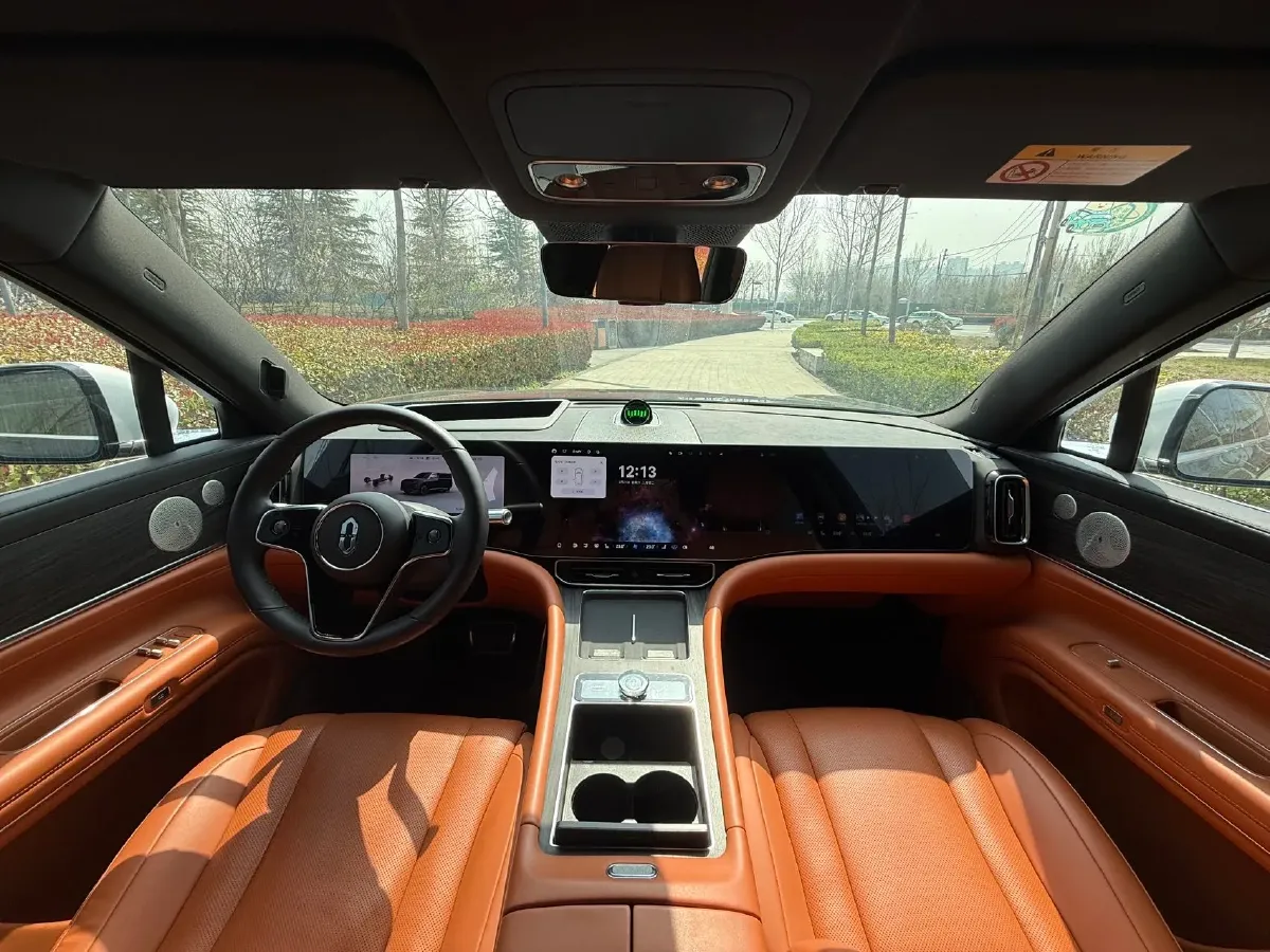 2024 AITO AITO M9 1.5T 152HP L4 REEV 42KWH,autocango,china used car exporter,china ev exporter,chinese used car exporter,chinese used ev exporter